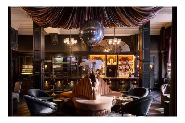 Kimpton Fitzroy London, the bar 