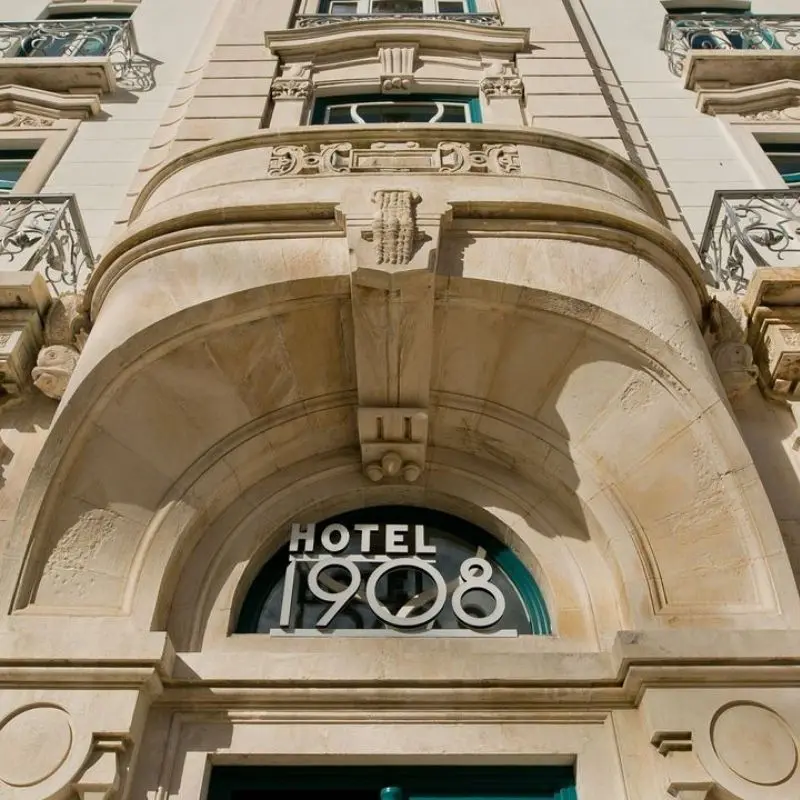 Lisbon Travel Guide