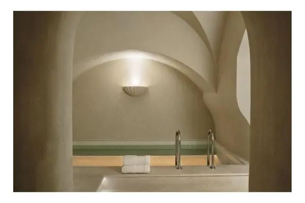 Château Voltaire, Hotel Spa, Paris