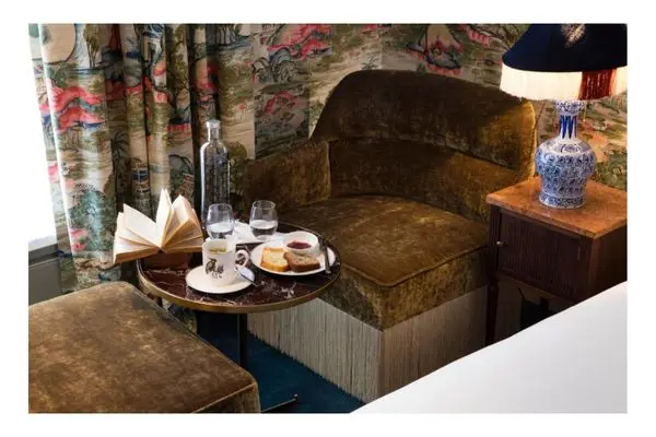 Hôtel Monte Cristo, bedroom styling, Paris 