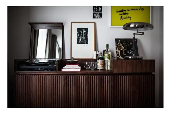 Le Pigalle, Details, Art, record Player, Paris 