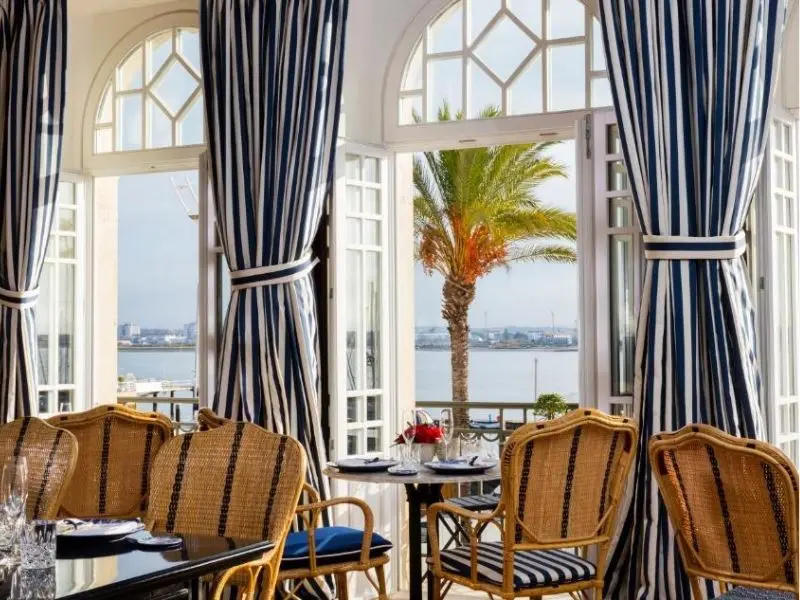 Dining room with View to Ocean 