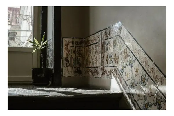 AlmaLusa Baixa/Chiado, Staircase with Vintage Tiles, Details, Lisbon 