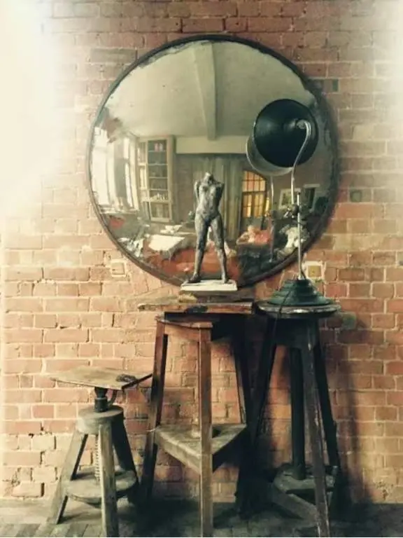 Artist School Borough Market Shard View SE1, Vintage interior Details 