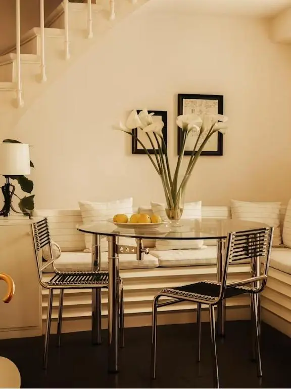 Flowers of Paris, Table with Flowers, Paris