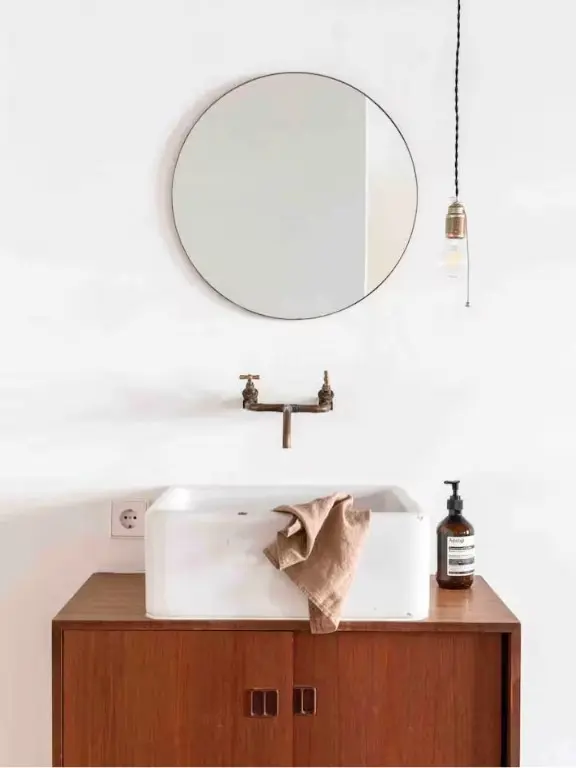 Great studio in city center / Time Out’s favorite, Bathroom Details