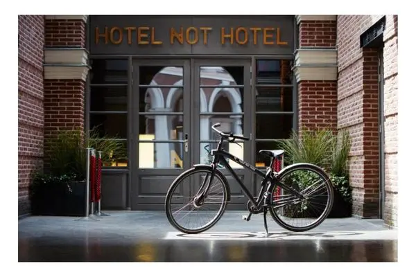 Hotel Not Hotel, Lobby with view of details