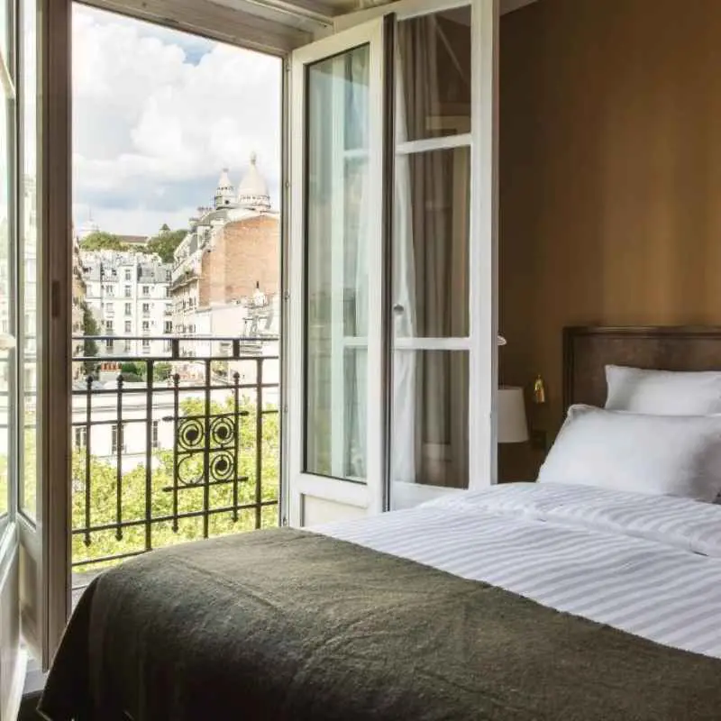 Hôtel Rochechouart, Bedroom with a View, Affordable Hotels In Paris