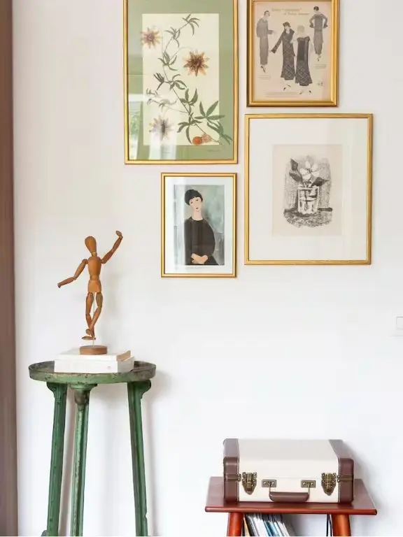 Magical view of Sacré-Cœur, Art works on the Wall, Vacation Rentals In Paris 