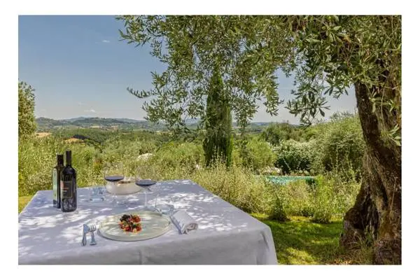 Affordable Hotels in Tuscany Poggio Piglia
