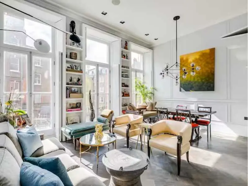 Stroll To Holland Park from an Art-Filled Stylish Flat, Living Room with Large Windows 