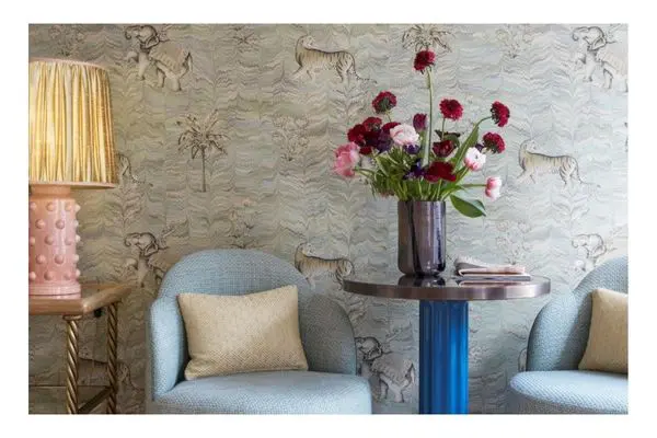 Broadwick Soho, Bedroom details with Flowers 