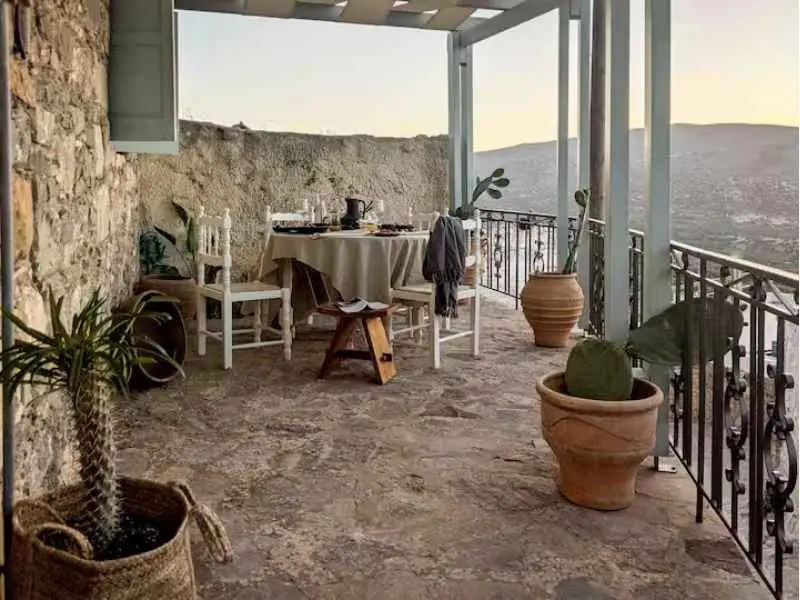 Lithontia Guesthouse sea-view terrace