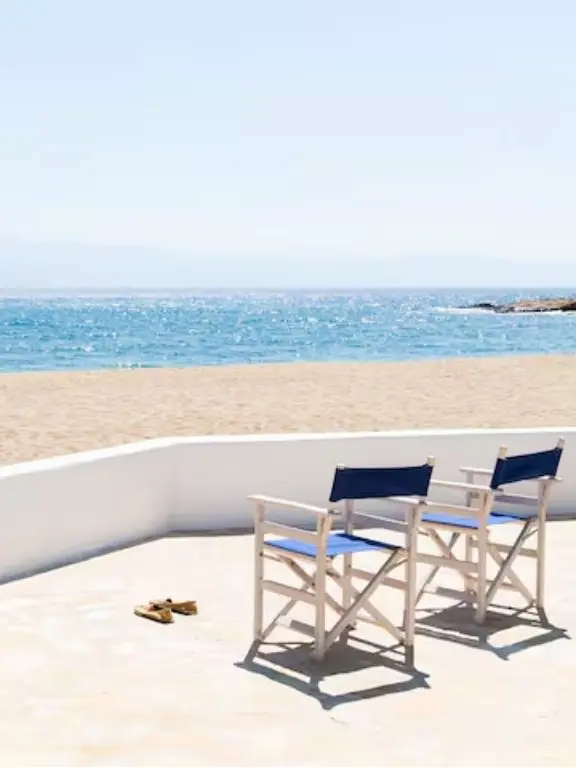Best Airbnbs in Paros On the Beach