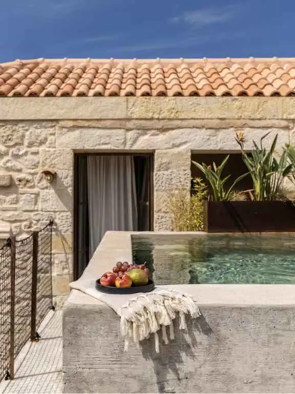 Amalen Upper Floor Suite plunge pool terrace