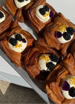 Bakeries In Amsterdam SAINT-JEAN Bakery