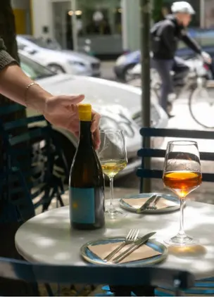 Athens Wine Bars epta martyres
