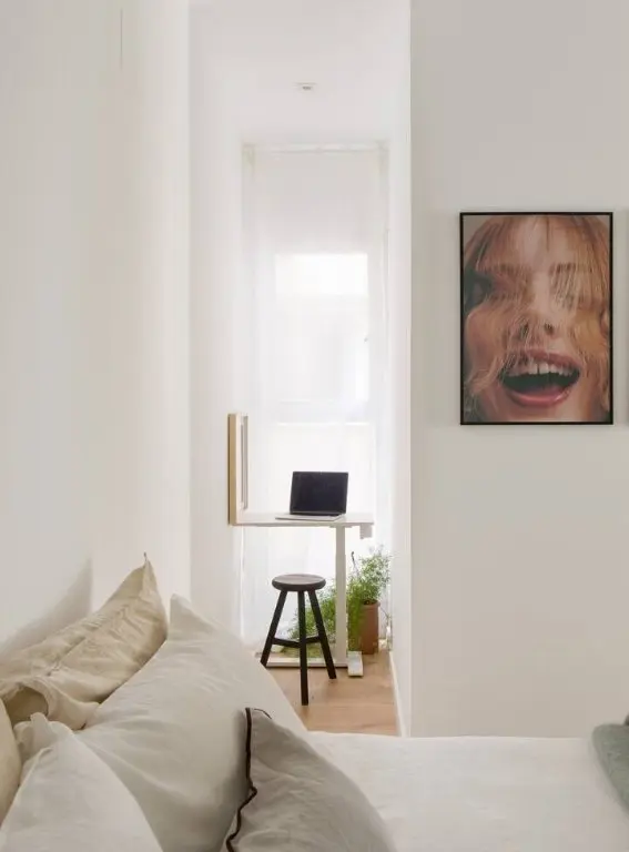 2D Apartment Downtown Anton Martin, Bedroom with Art, Madrid