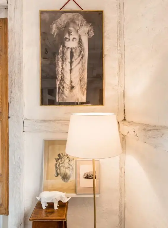 In The Very Heart of the City, Art Details, Madrid