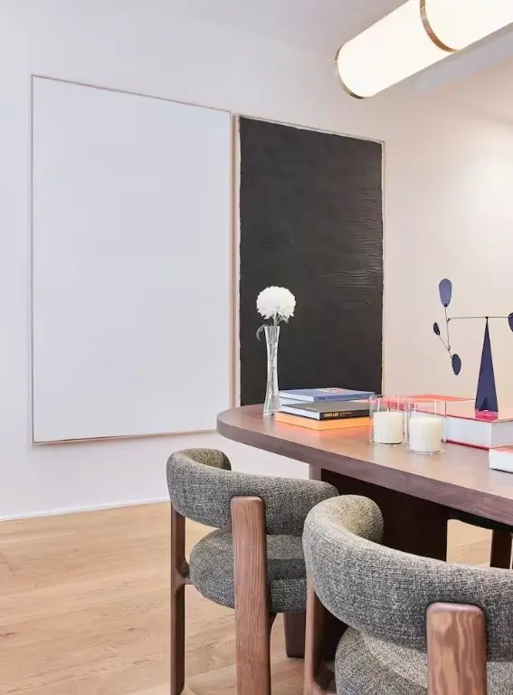 Premium flat by Gran Via, Dining Room with Artwork