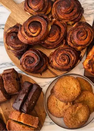 St Clair Cafe, Pastry 