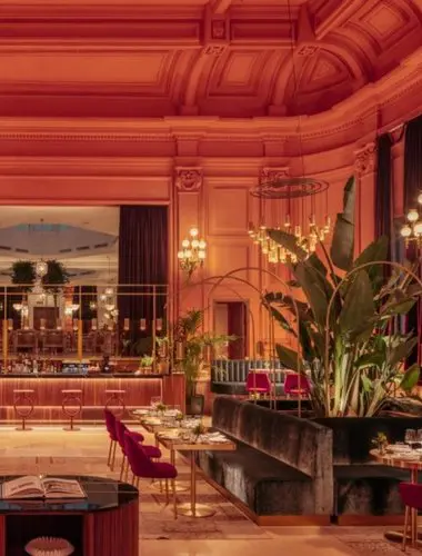 Restaurant and lounge at Casa de las Artes in Barrio de las Letras Madrid