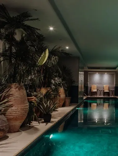 Hôtel Monte Cristo spa pool at one of the best spa hotels in Paris