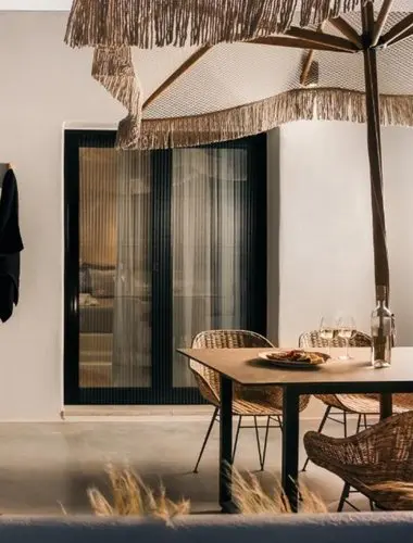 naxos-hotels-emery-suites-02