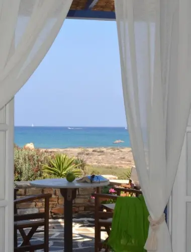 naxos-hotels-villa-marandi-luxury-suites-01