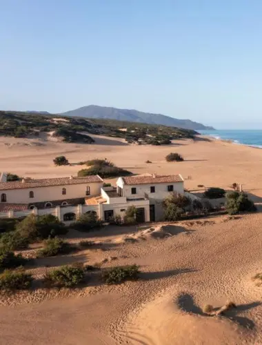sardinia-hotels-hotel-le-dune-piscinas-01