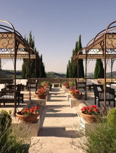 tuscany-hotels-castello-di-velona-resort-02