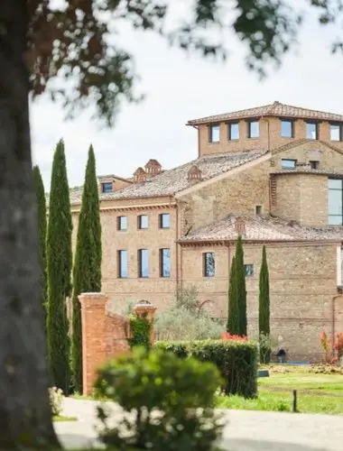 tuscany-hotels-precise-tale-poggio-alla-sala-01
