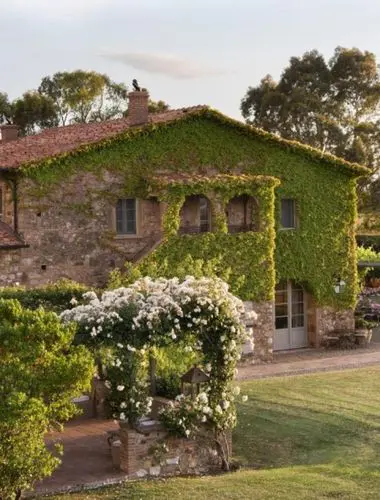 tuscany-hotels-relais-santelena-01
