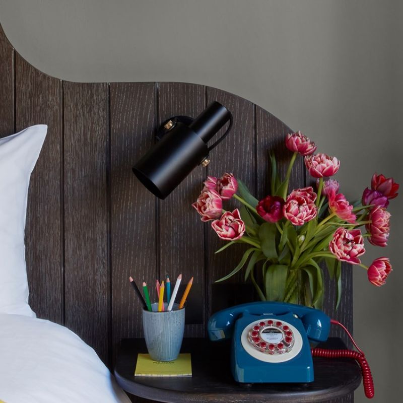 Amsterdam Travel Guide