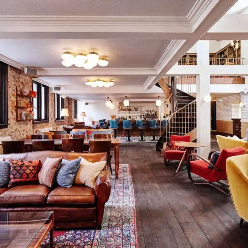 Amsterdam Travel Guide