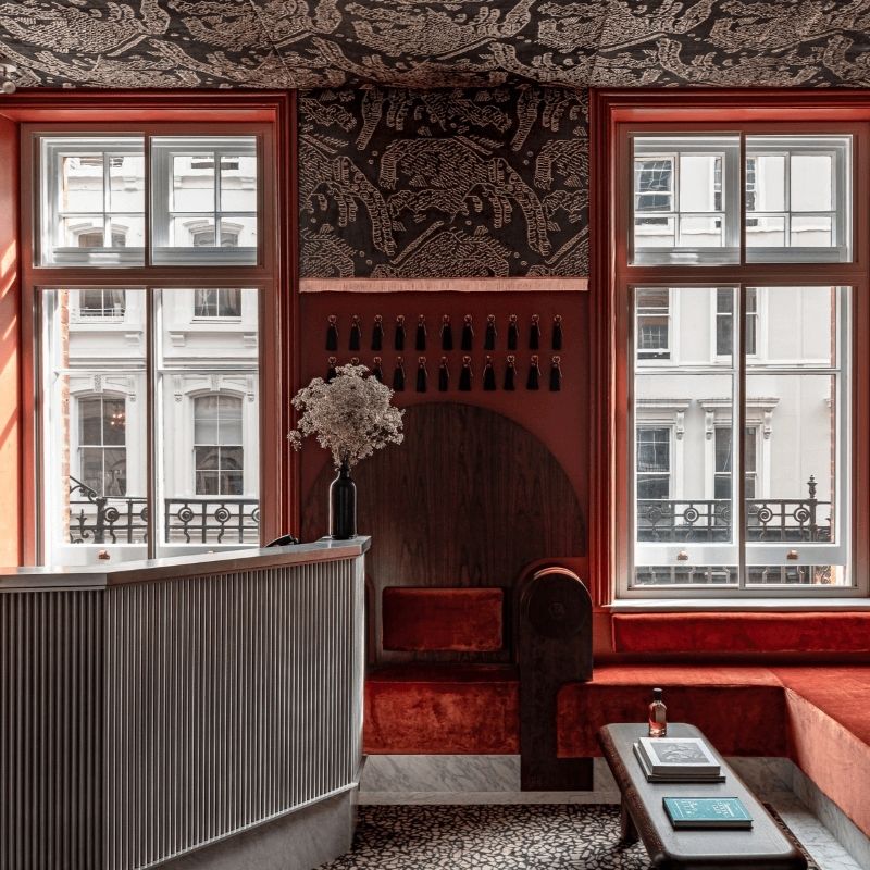 London Travel Guide The Henrietta Hotel