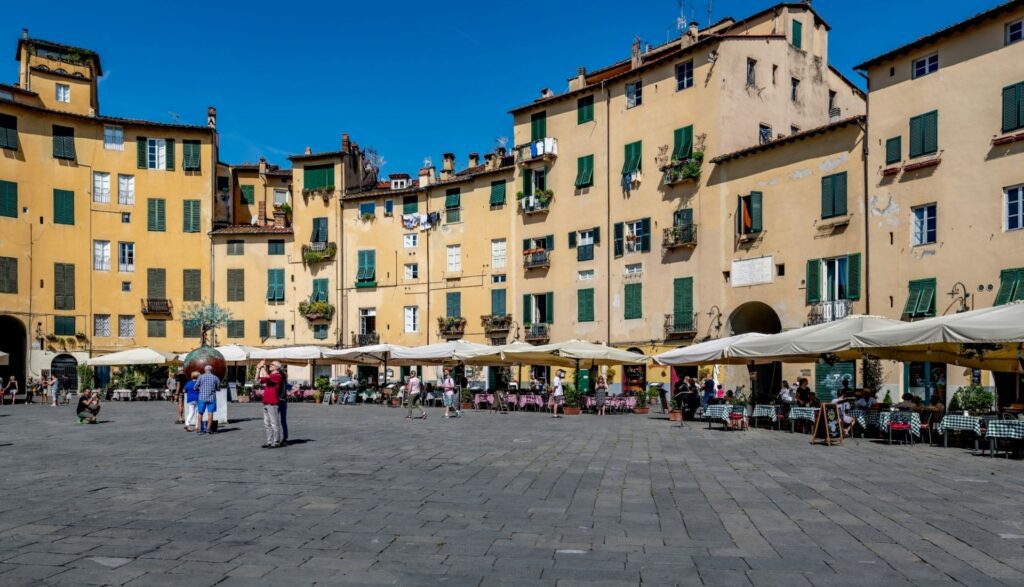 Tuscany Travel Guide Lucca