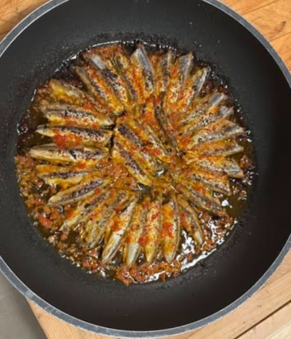 Naxos Travel Guide axiotissa