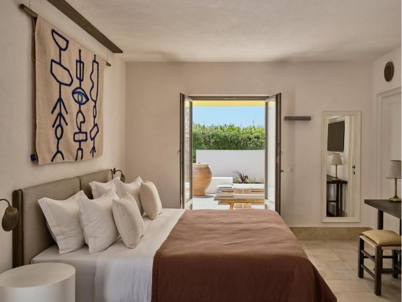 best hotels in Paros 