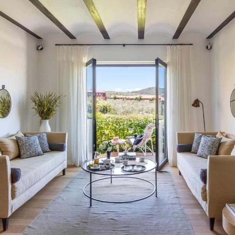 Tuscany Travel Guide Locanda Rossa