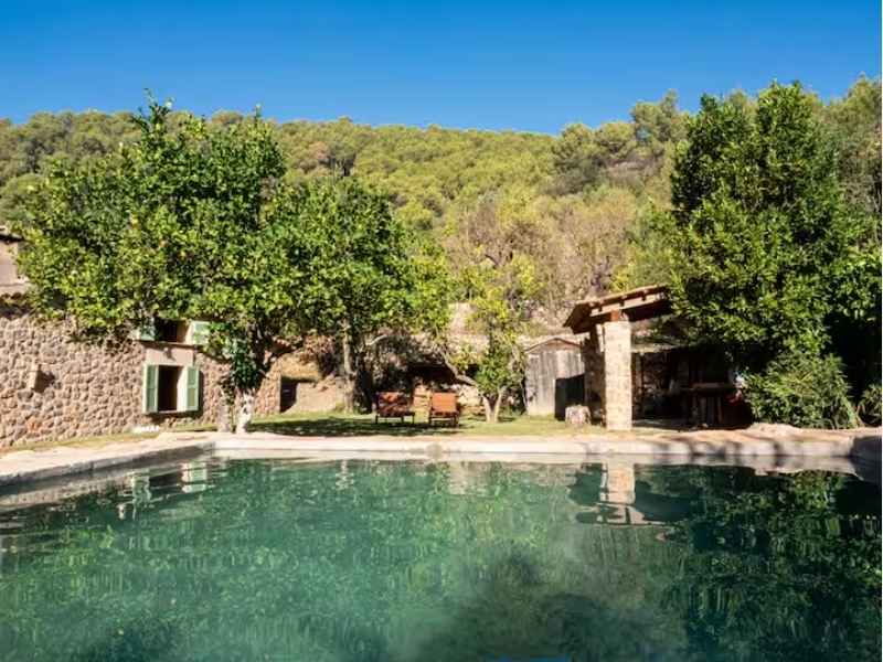 Best Vacation Rentals in Mallorca Beautiful house with mountain views