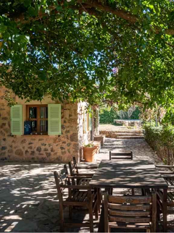 Best Vacation Rentals in Mallorca Beautiful house with mountain views