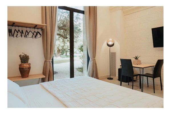 Affordable Hotels in Puglia Masseria Le Lamie