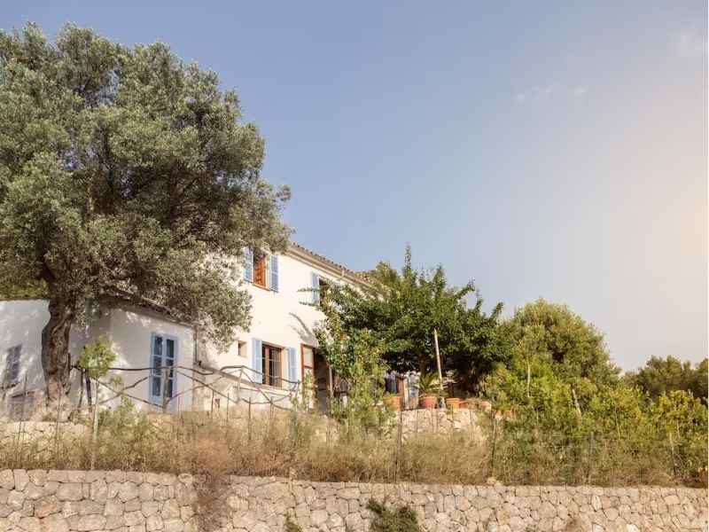 Best Vacation Rentals in Mallorca Mountain and sea house in Majorca