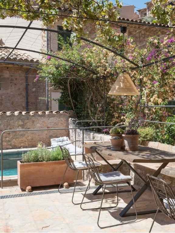 Best Vacation Rentals in Mallorca Mountain Stone
