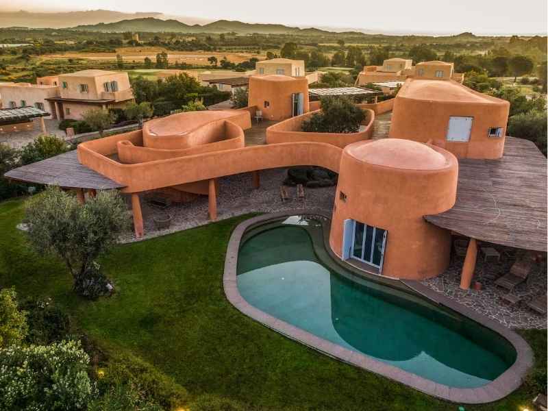 Best Airbnbs in Sardinia Palas
