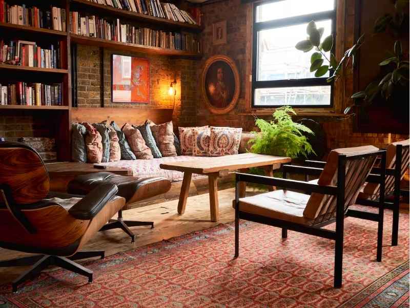 Best Airbnbs in London Soho Residence