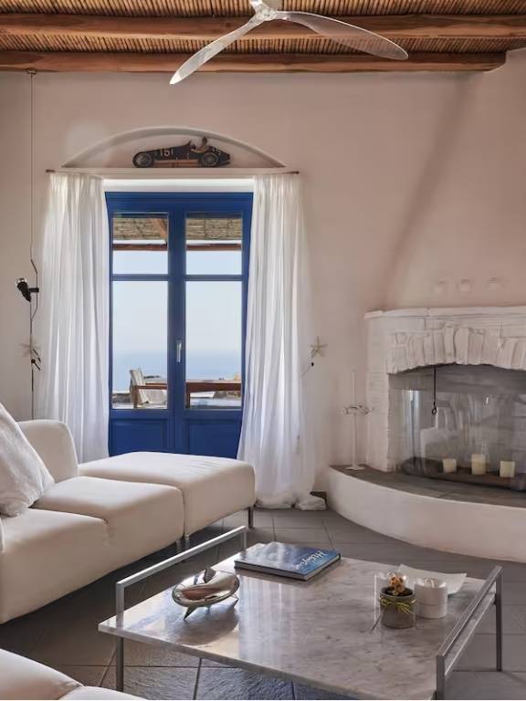 Best Airbnbs in Paros Agnanti Villa