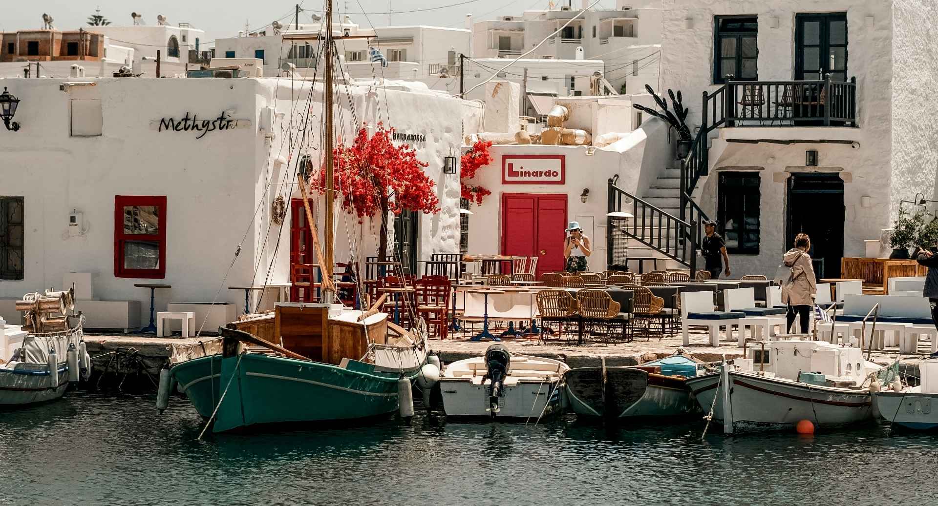 Best AirBnBs in Paros