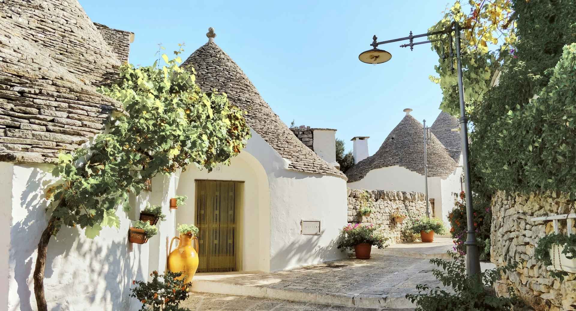 Best AirBnBs in Puglia